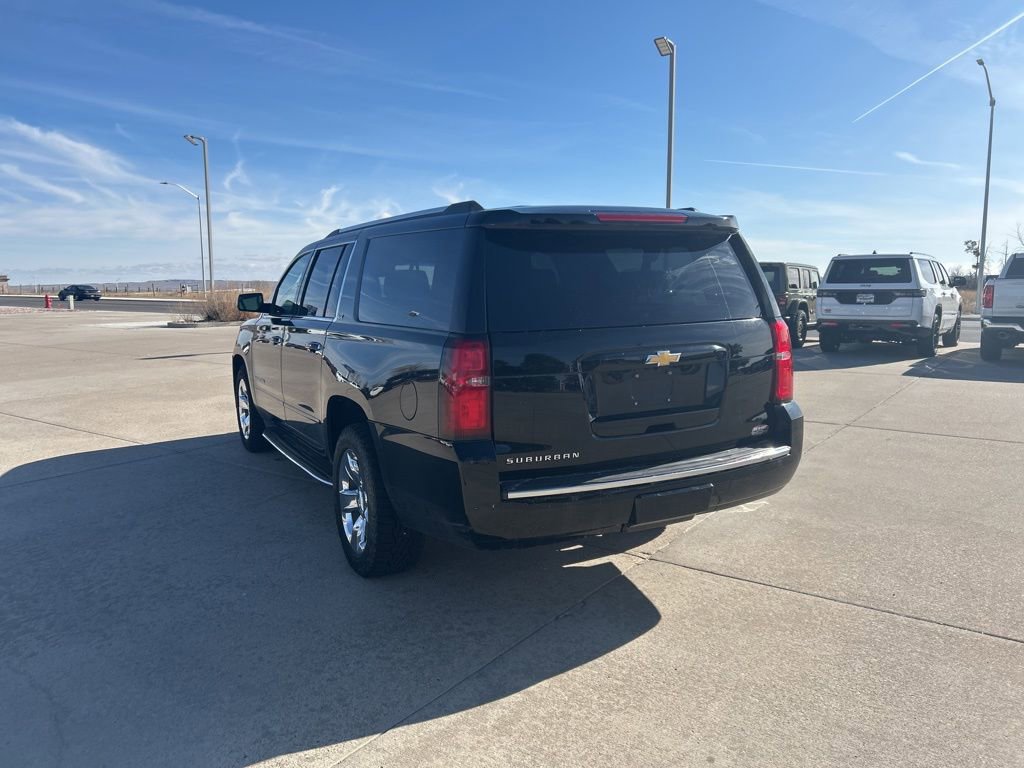 Used 2015 Chevrolet Suburban LTZ image 3