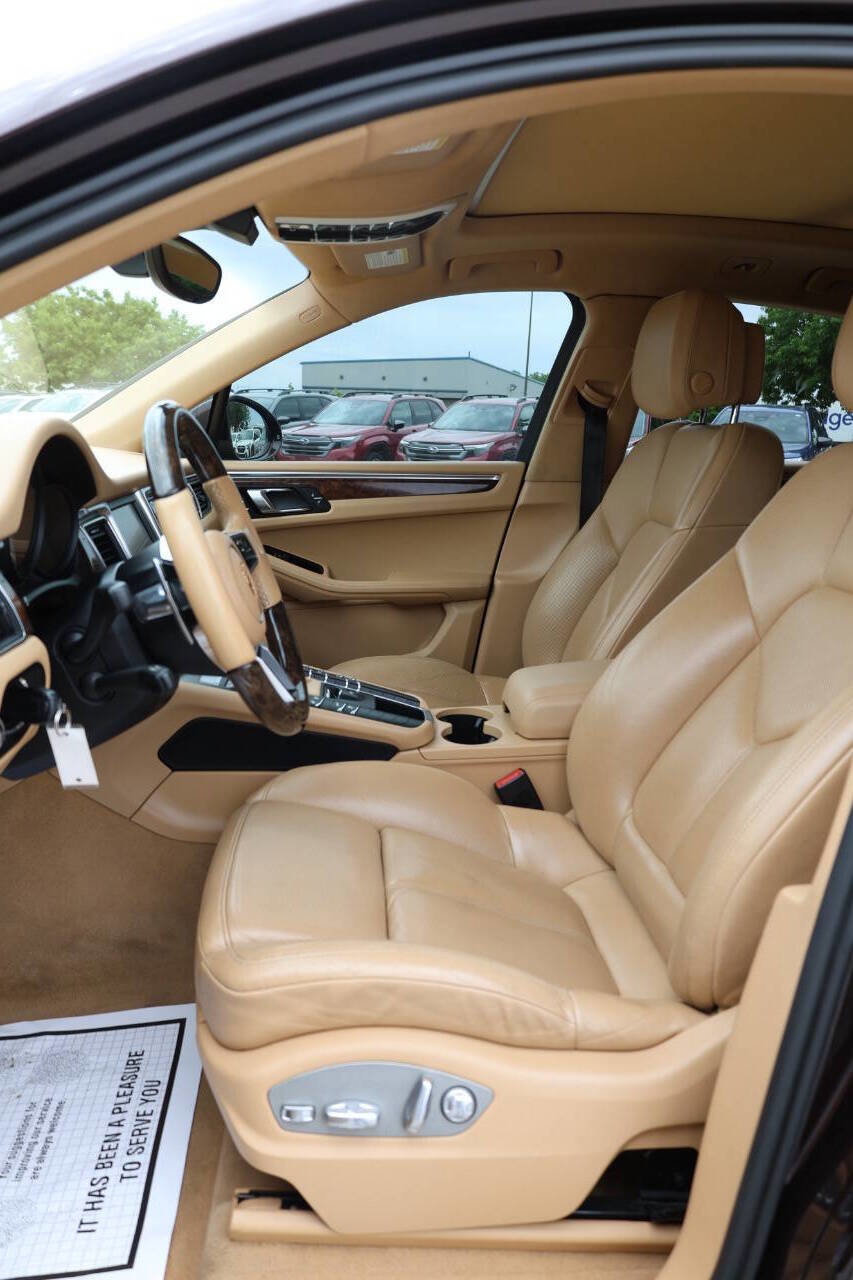 Used 2015 Porsche Macan S AWD/4WD image 13