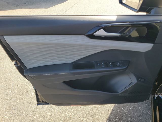 Certified 2024 Volkswagen Taos S image 11