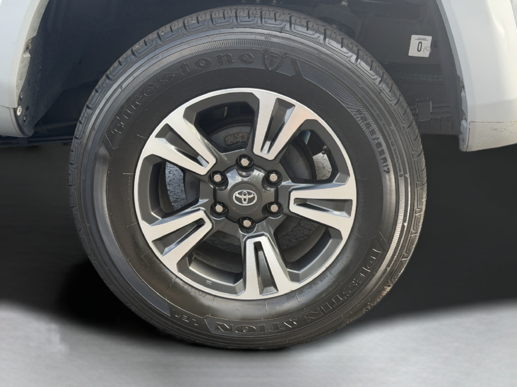 Used 2019 Toyota Tacoma TRD Sport RWD image 19