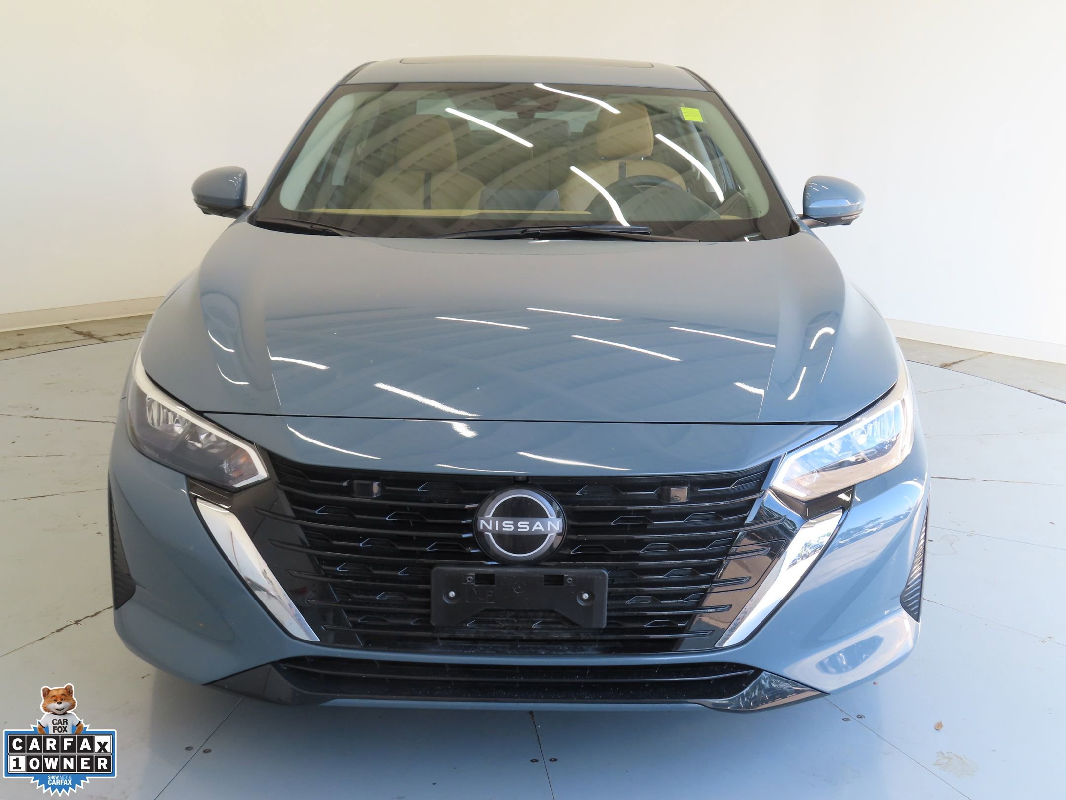 Used 2025 Nissan Sentra SV w/ SV Premium Package FWD image 9