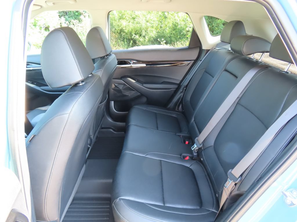 Certified 2026 Kia Seltos EX AWD/4WD image 32