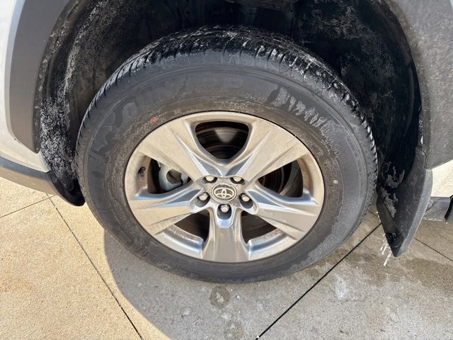 Used 2024 Toyota RAV4 XLE image 11