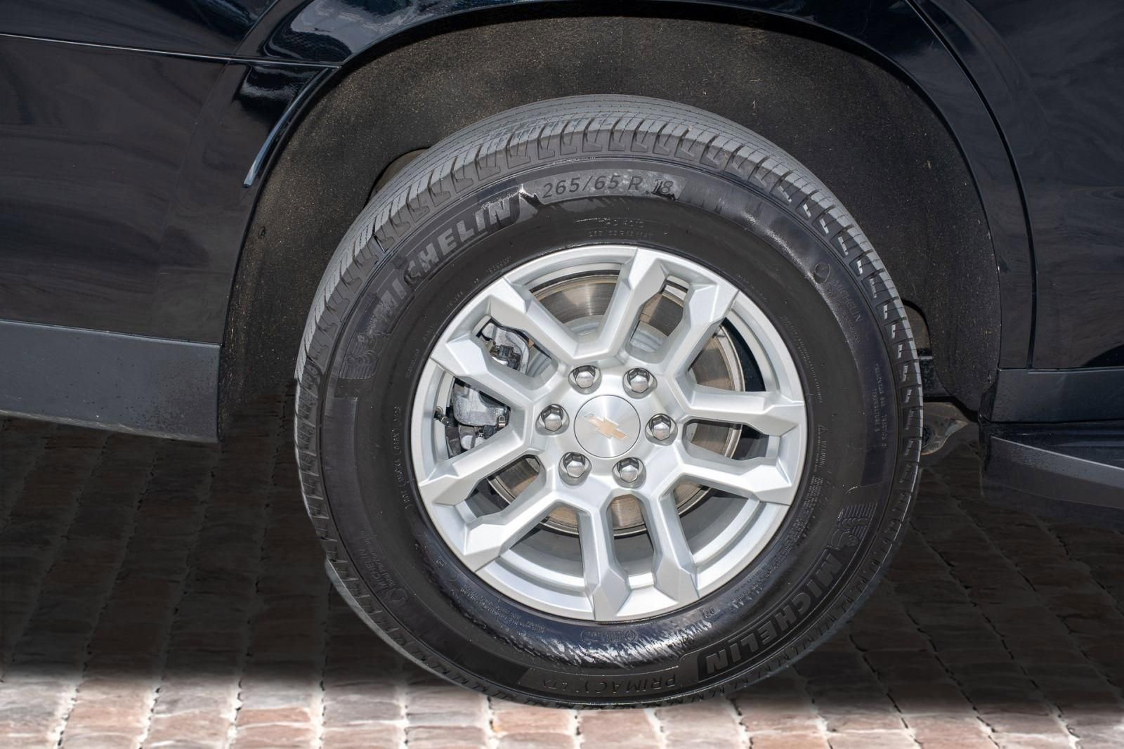 Used 2025 Chevrolet Tahoe LT image 43