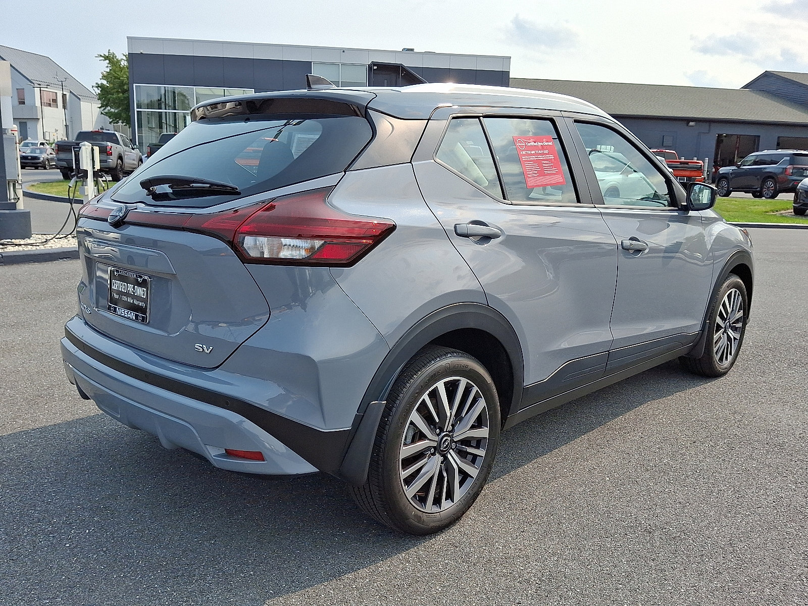 Certified 2024 Nissan Kicks SV image 8