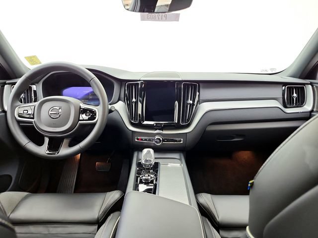 Used 2024 Volvo XC60 T8 Ultimate w/ Protection Package Premier AWD/4WD image 28