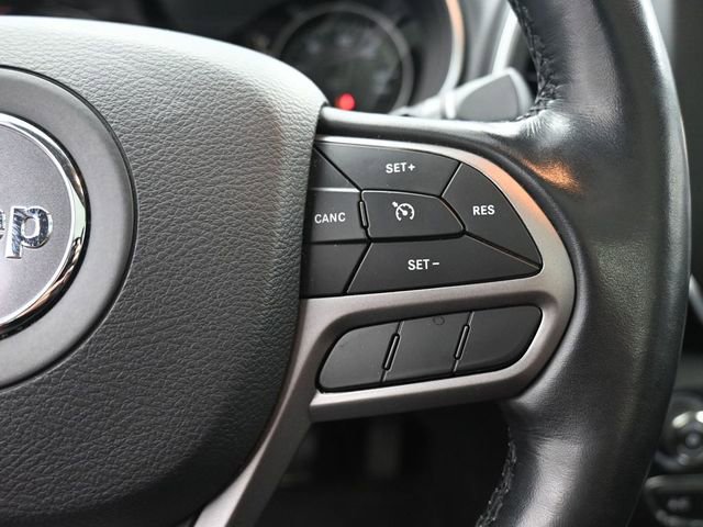 Used 2020 Jeep Cherokee Latitude Lux w/ Comfort/Convenience Group image 22