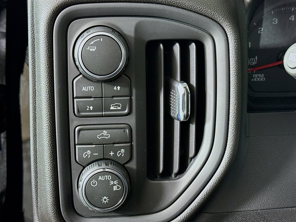 New 2026 Chevrolet Silverado 1500 Custom image 10