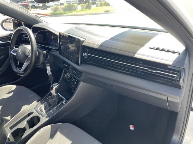 Used 2025 Volkswagen Jetta Sport FWD image 27