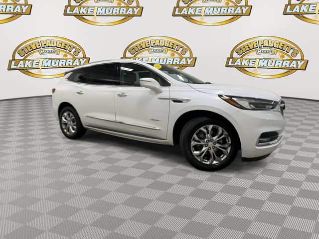Used 2020 Buick Enclave Avenir w/ Avenir Technology Package FWD image 4