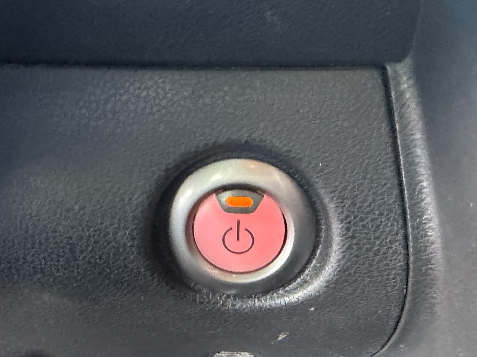 Used 2015 Nissan Leaf SL FWD image 21