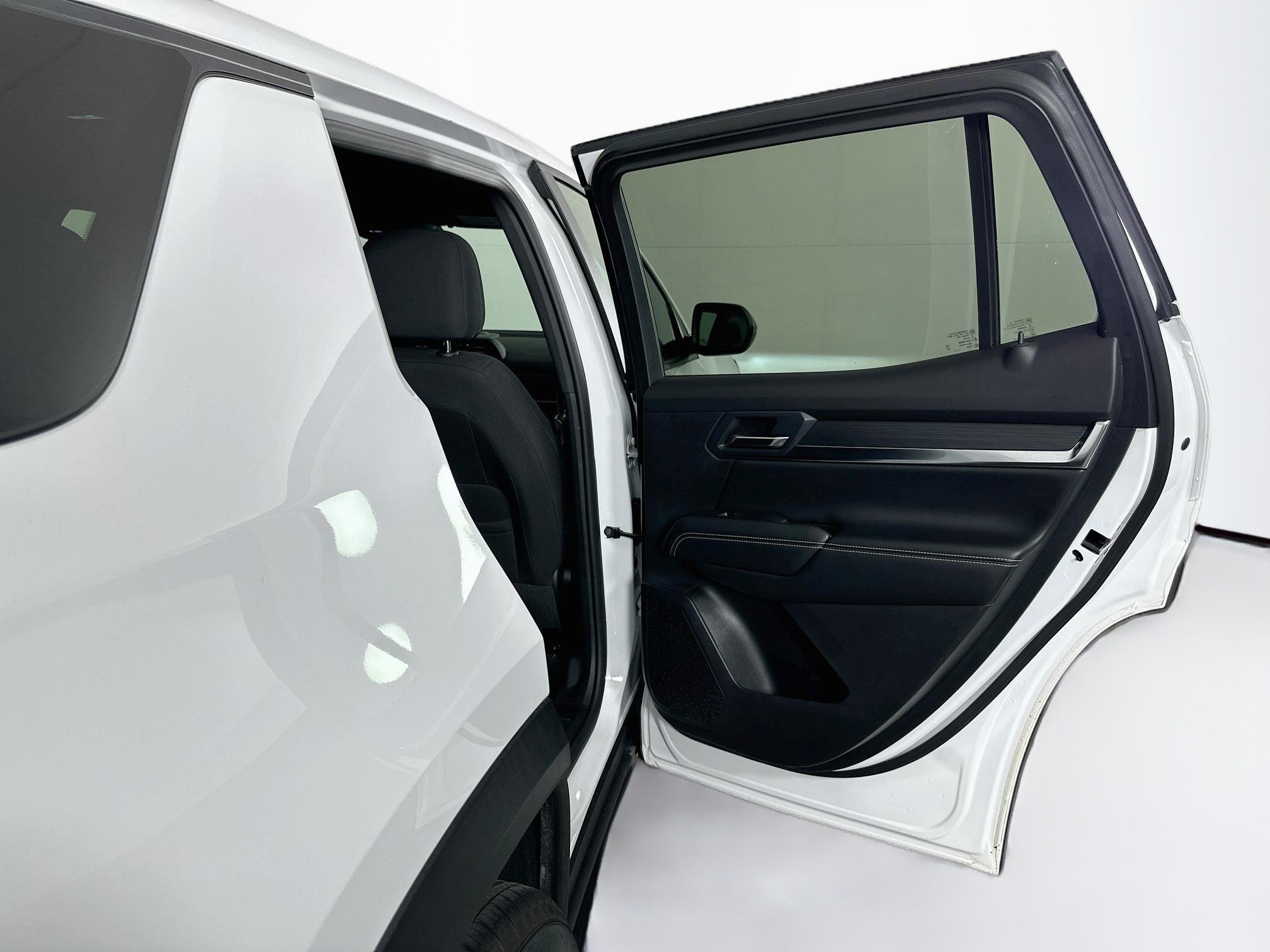 Used 2025 GMC Terrain Elevation AWD/4WD image 30