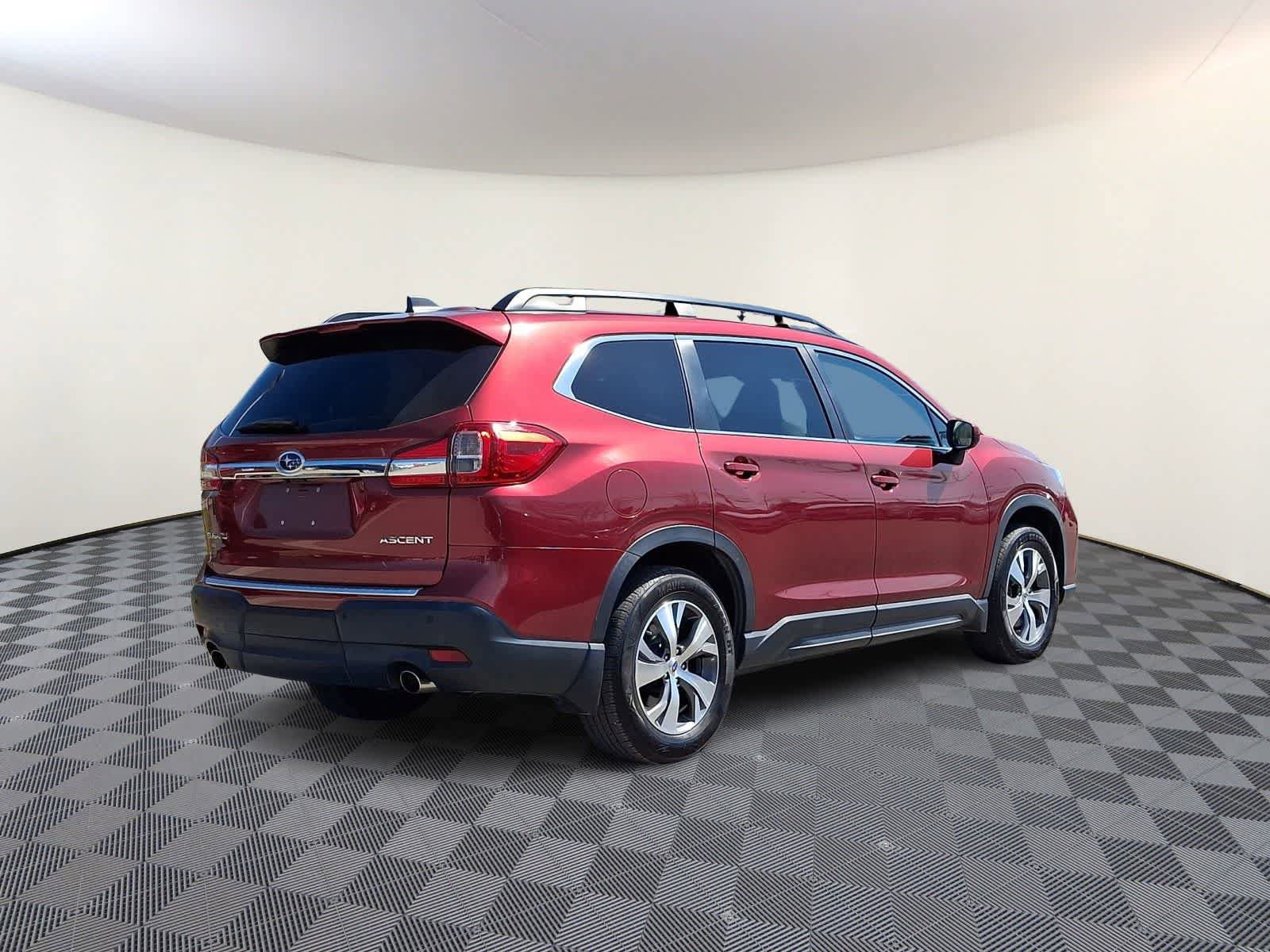 Used 2019 Subaru Ascent Premium AWD/4WD image 5