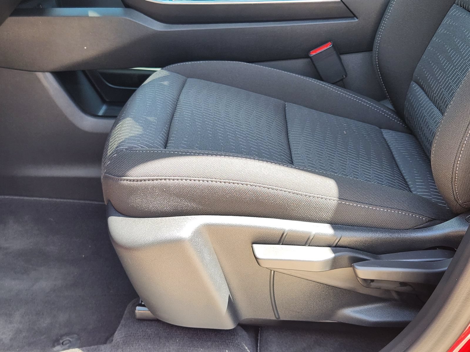 New 2026 Chevrolet Equinox LT FWD image 22