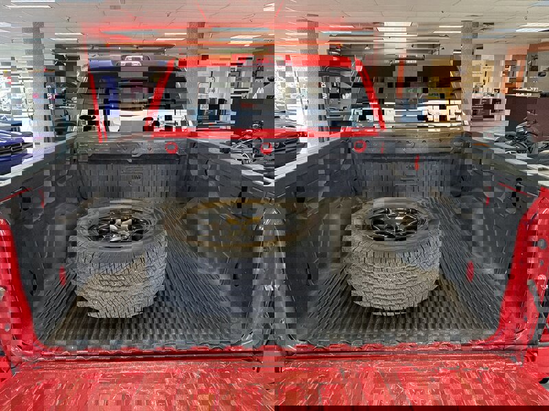 Used 2015 Chevrolet Silverado 1500 LTZ Z71 image 33