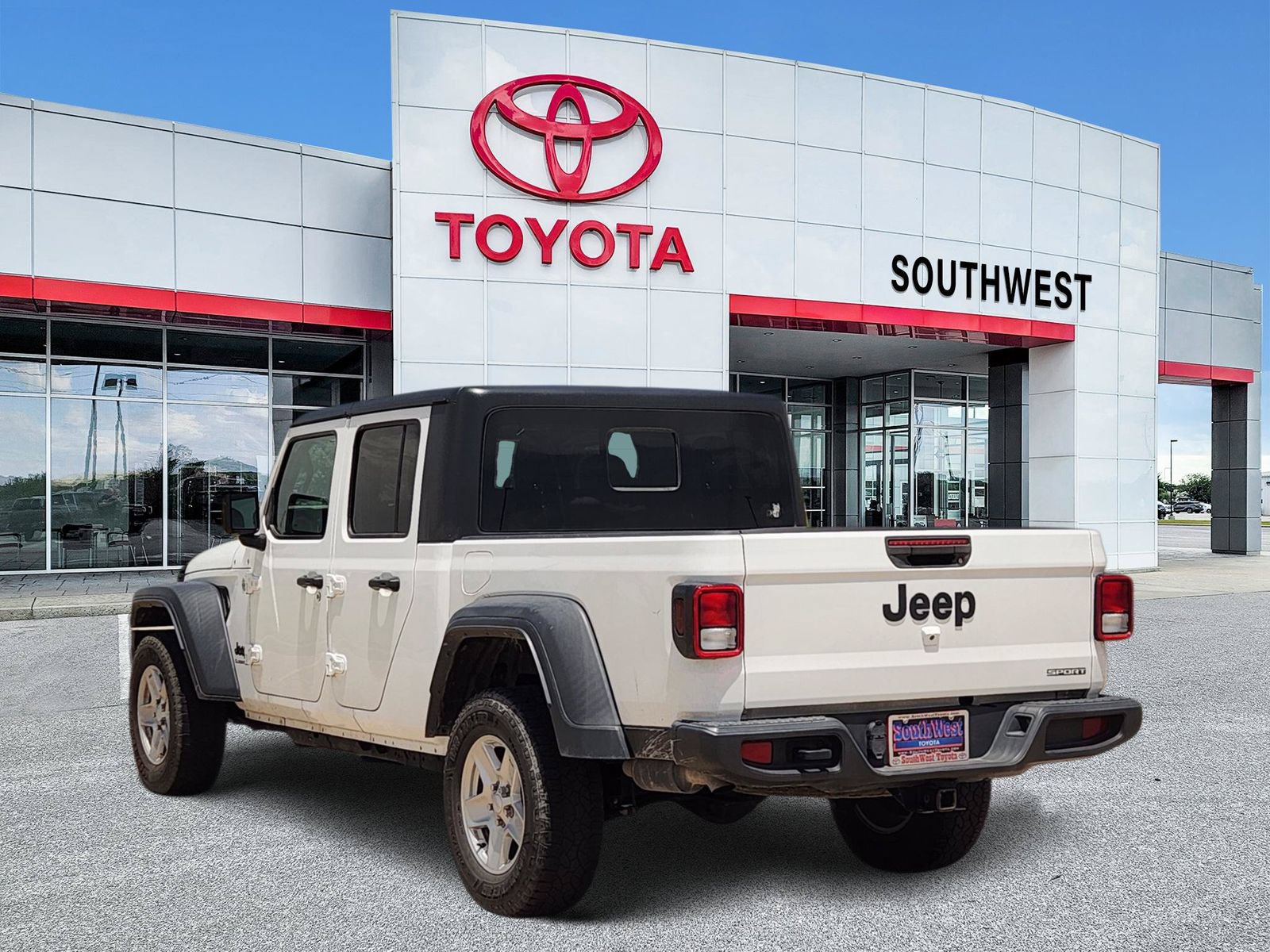 Used 2020 Jeep Gladiator Sport w/ Quick Order Package 24S AWD/4WD image 4