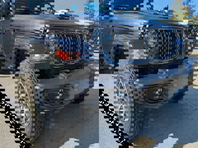 New 2025 Jeep Gladiator Sport image 11