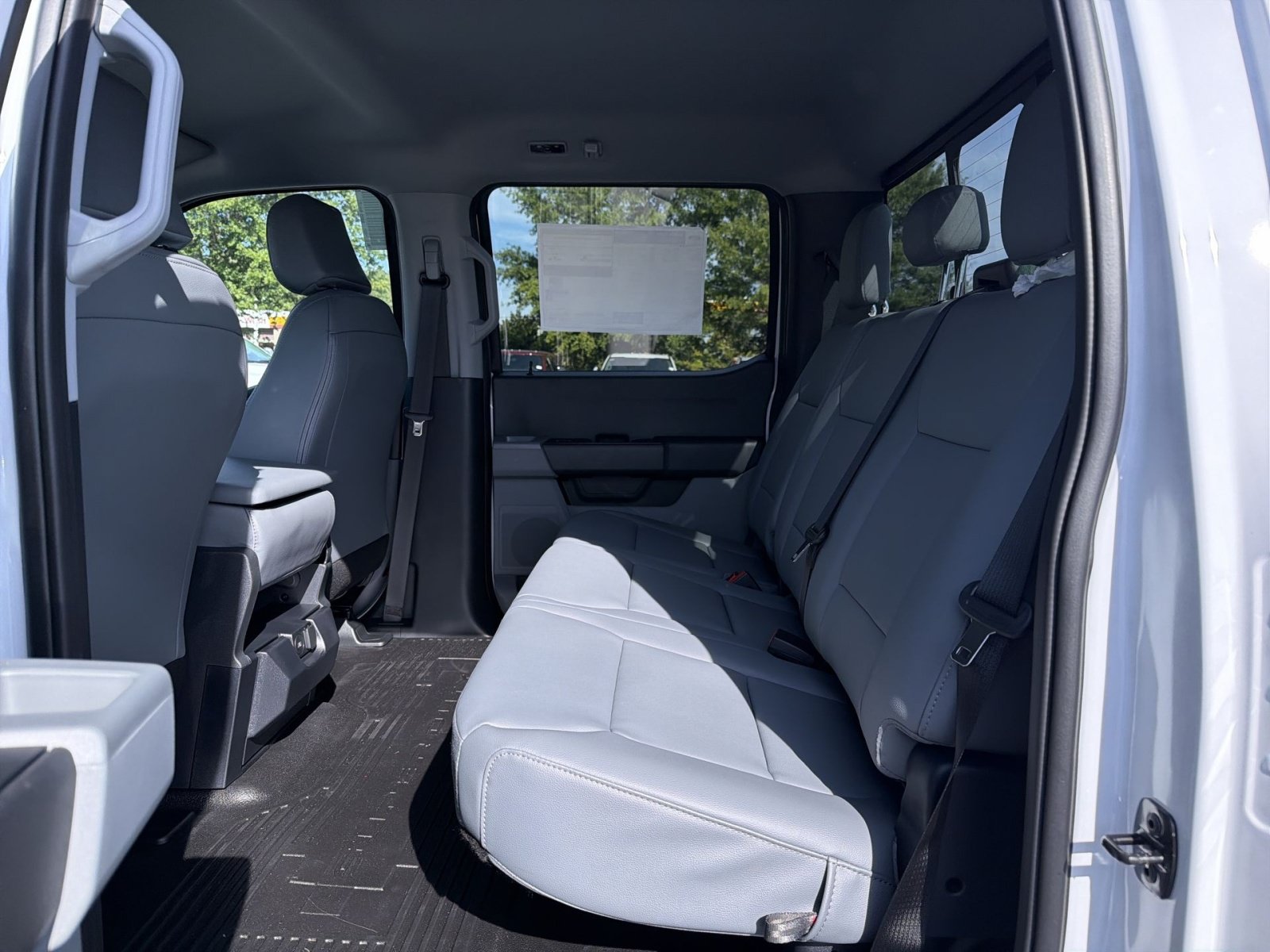 New 2027 Ford F350 XL w/ FX4 Off-Road Package AWD/4WD image 27
