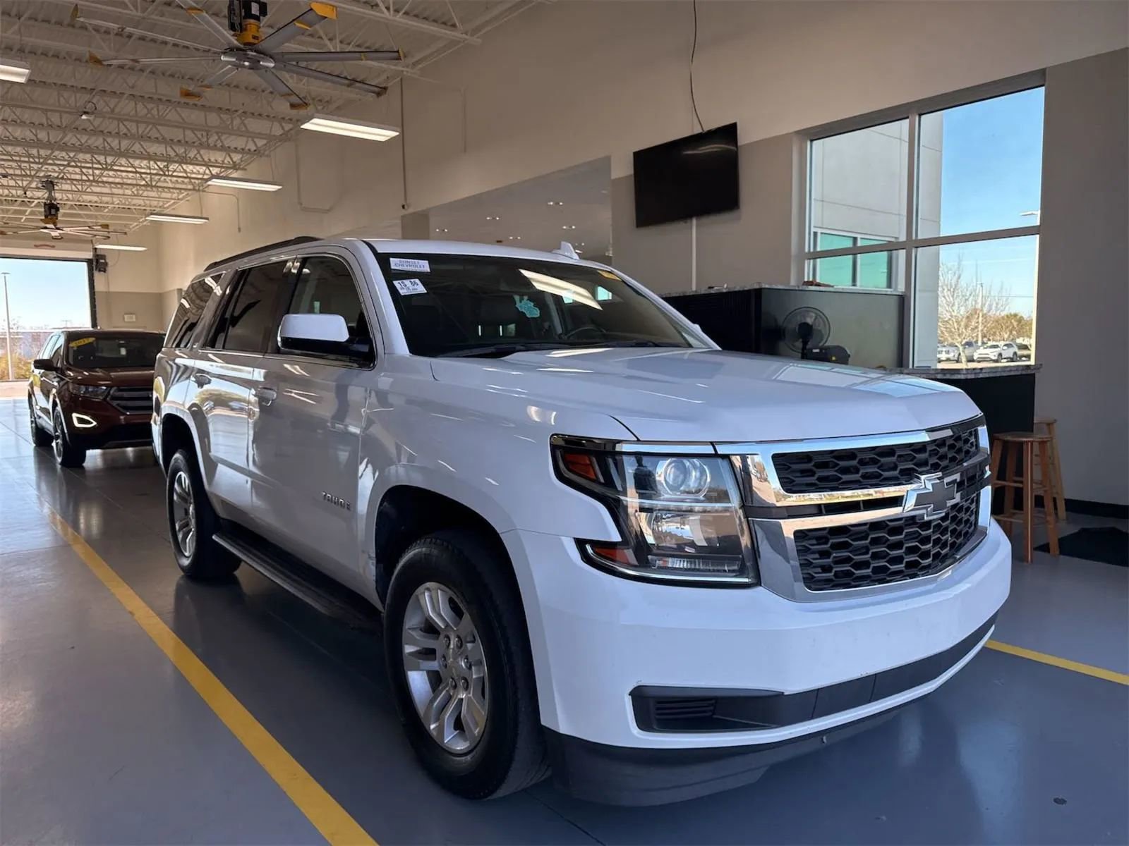 Used 2019 Chevrolet Tahoe LT AWD/4WD image 2