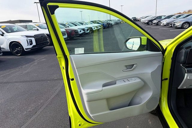 New 2026 Hyundai Kona SE AWD/4WD image 11