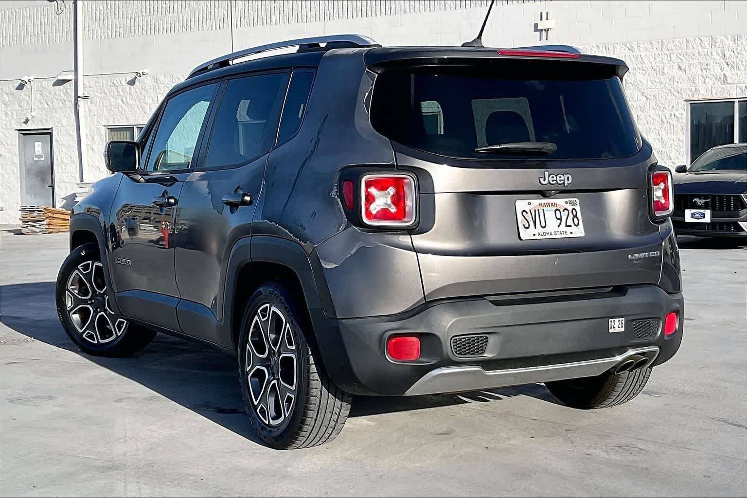 Used 2016 Jeep Renegade Limited FWD image 4