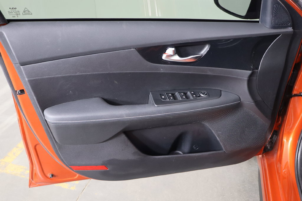 Used 2023 Kia Forte GT-Line FWD image 19