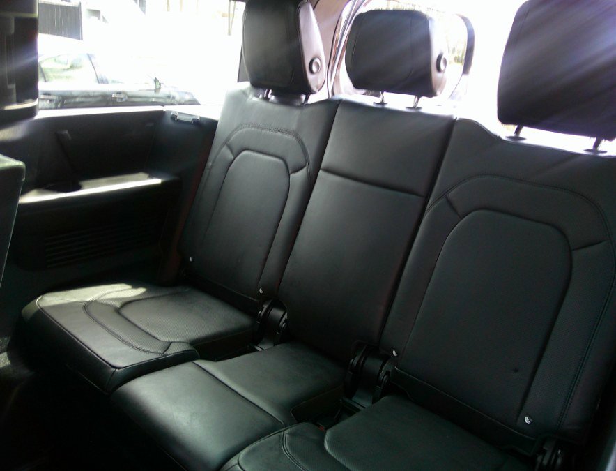 Used 2023 Land Rover Defender 130 X-Dynamic SE image 64