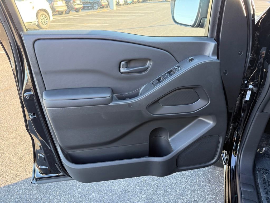 New 2026 Nissan Frontier SV w/ SV Convenience Package image 8