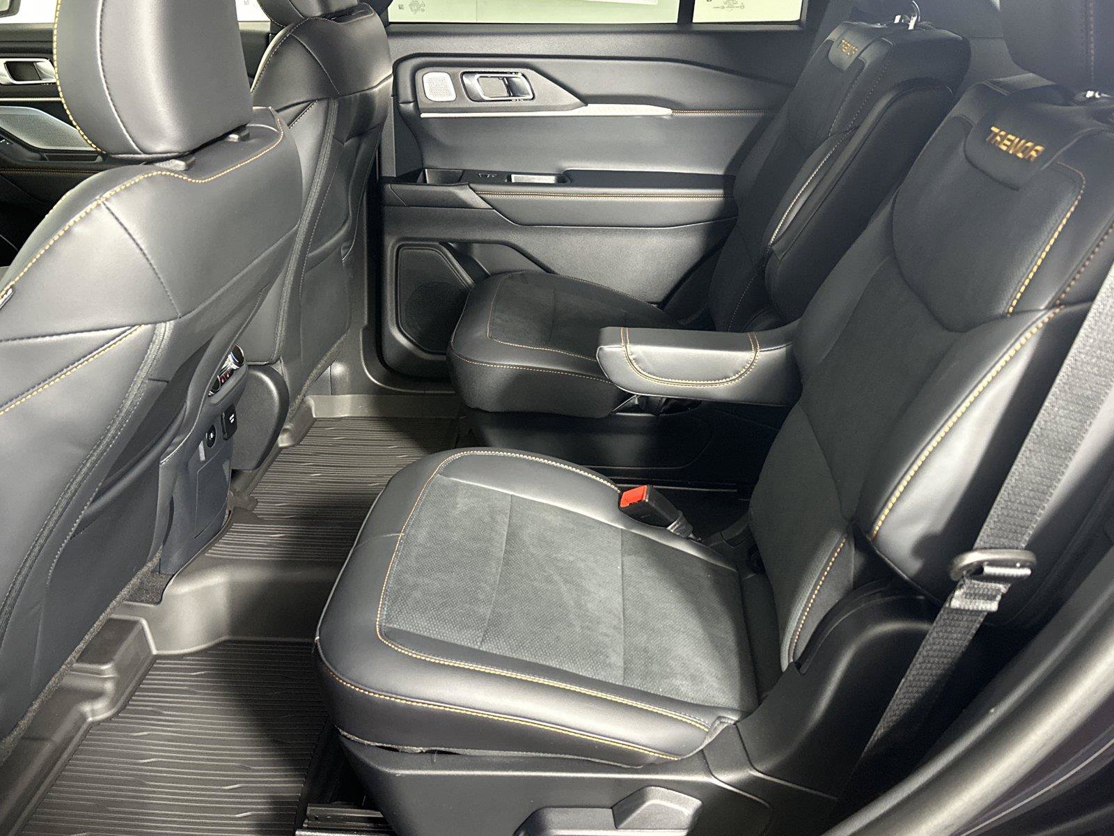 New 2026 Ford Explorer Tremor w/ Tremor Ultimate Package AWD/4WD image 21