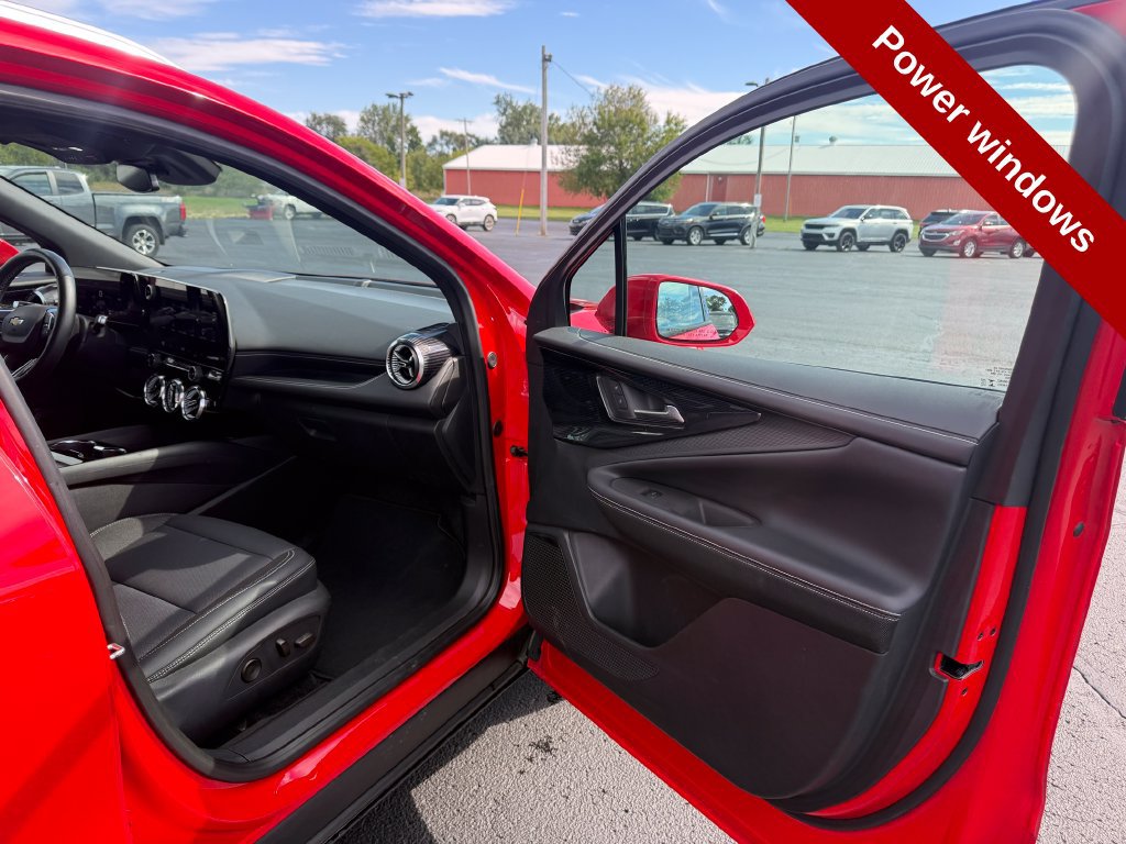 Used 2024 Chevrolet Blazer EV LT AWD/4WD image 41