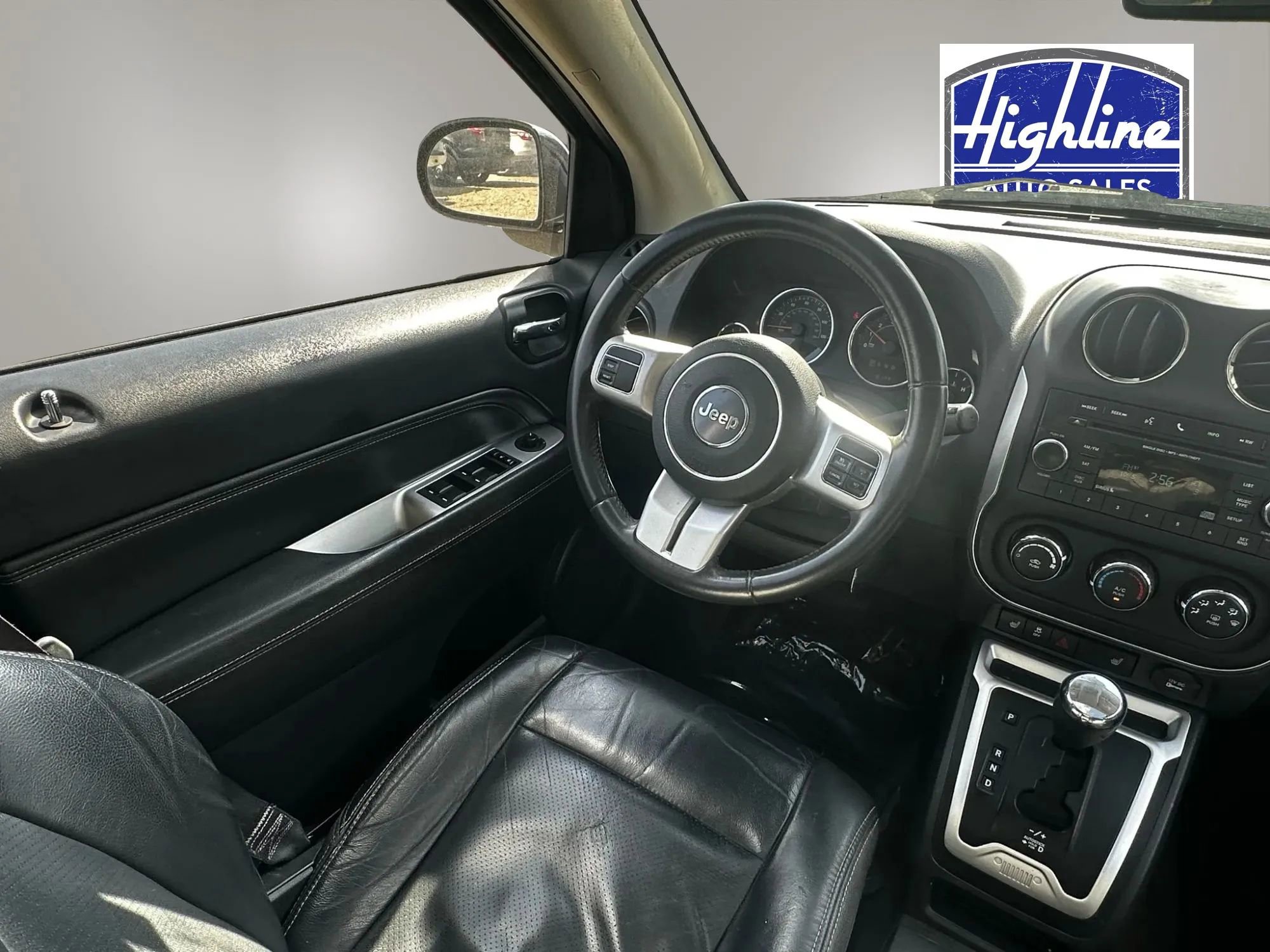 Used 2015 Jeep Compass High Altitude FWD image 22