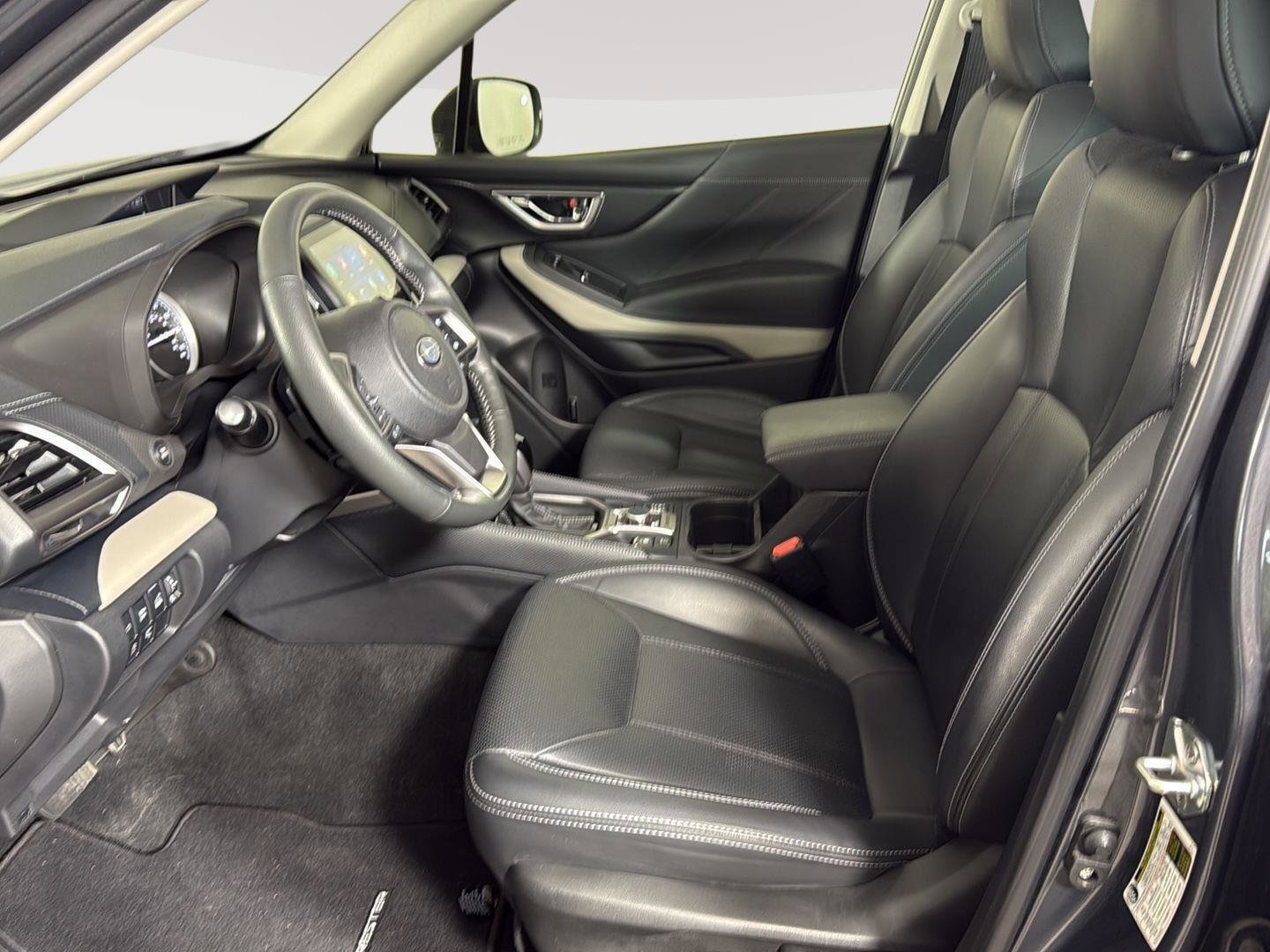 Used 2022 Subaru Forester Limited image 5