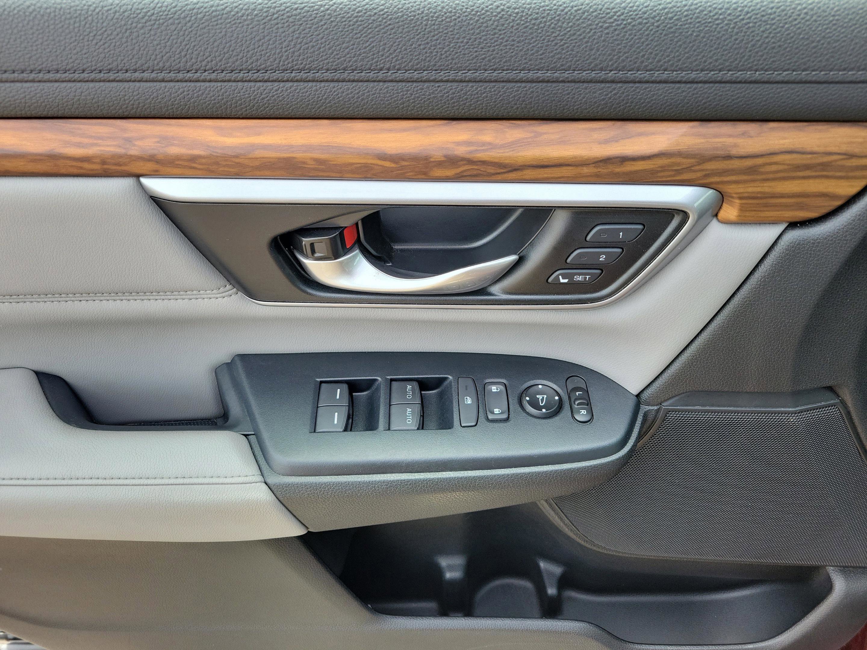 Used 2019 Honda CR-V Touring image 24