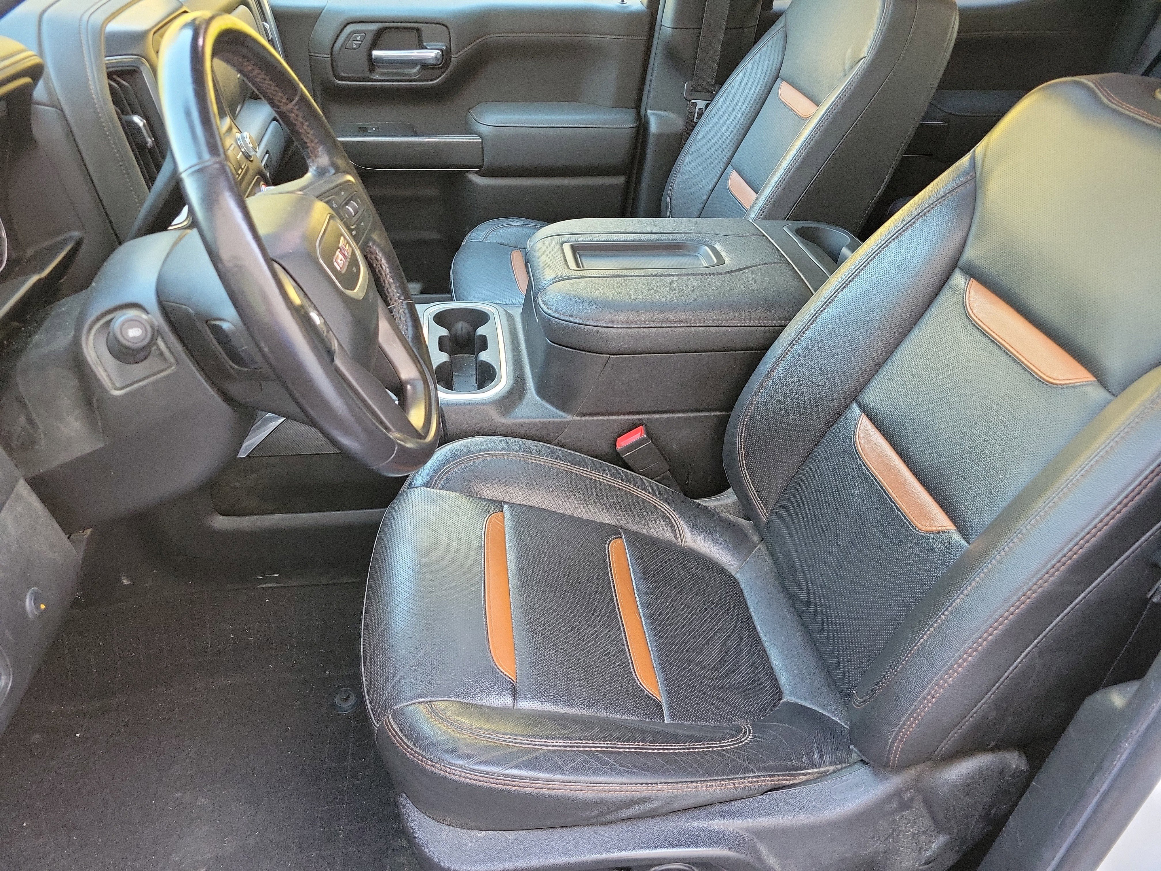 Used 2022 GMC Sierra 1500 AT4 w/ AT4 Premium Package AWD/4WD image 9