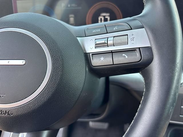 Certified 2024 Hyundai Kona SEL AWD/4WD image 19