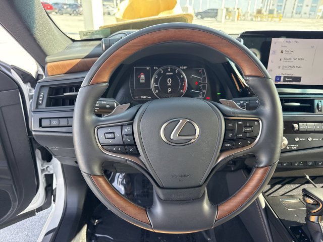 Certified 2024 Lexus ES 350 w/ Technology Package FWD image 14