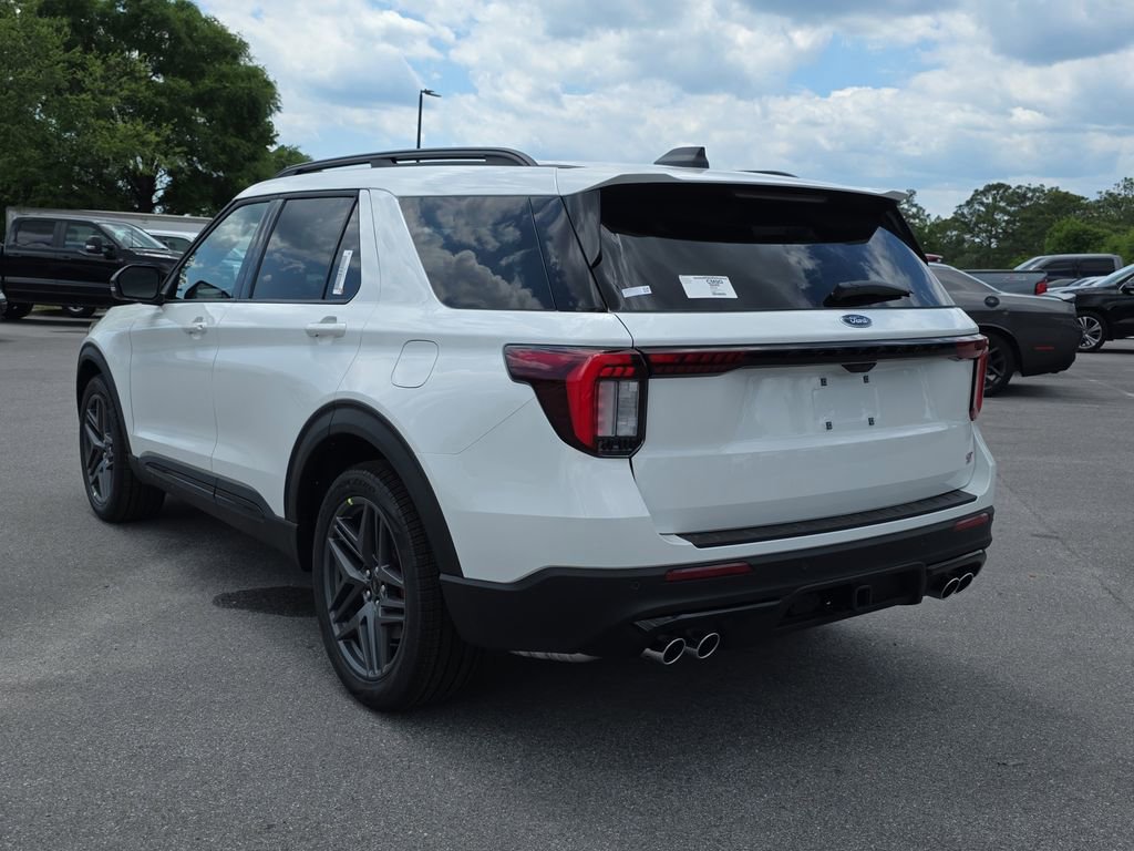 New 2026 Ford Explorer ST RWD image 5