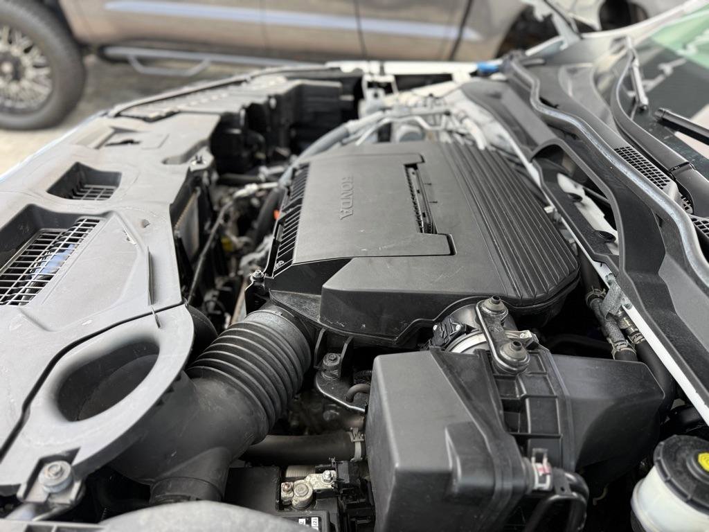 Used 2023 Honda Pilot Elite image 45