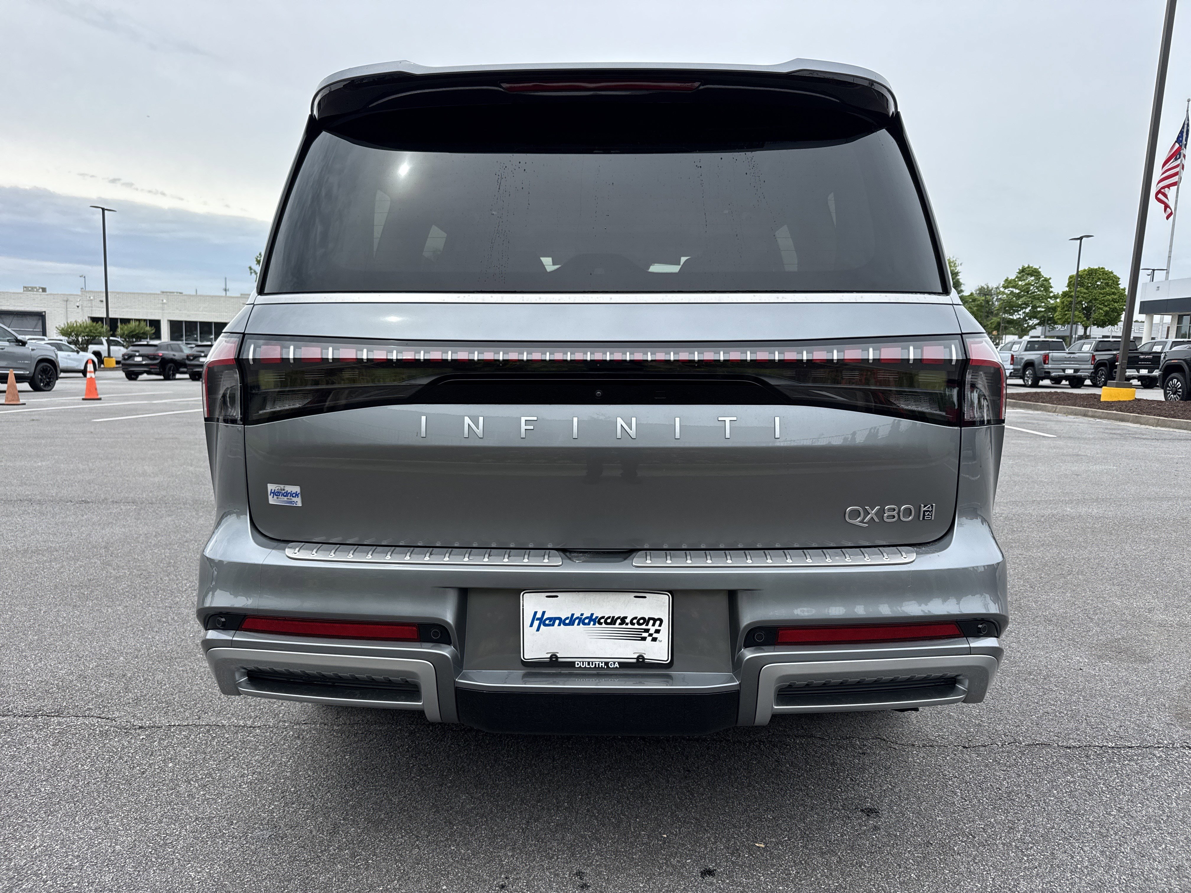 Used 2025 INFINITI QX80 Sensory w/ Exterior Package AWD/4WD image 9