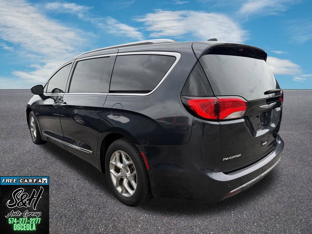 Used 2019 Chrysler Pacifica Limited image 7