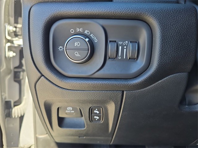 Certified 2025 RAM 1500 Laramie image 20