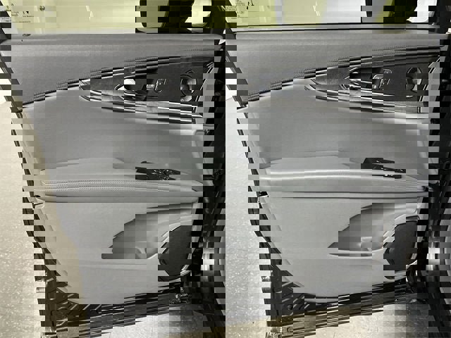 Used 2020 Lincoln Nautilus Reserve w/ Equipment Group 201A image 23