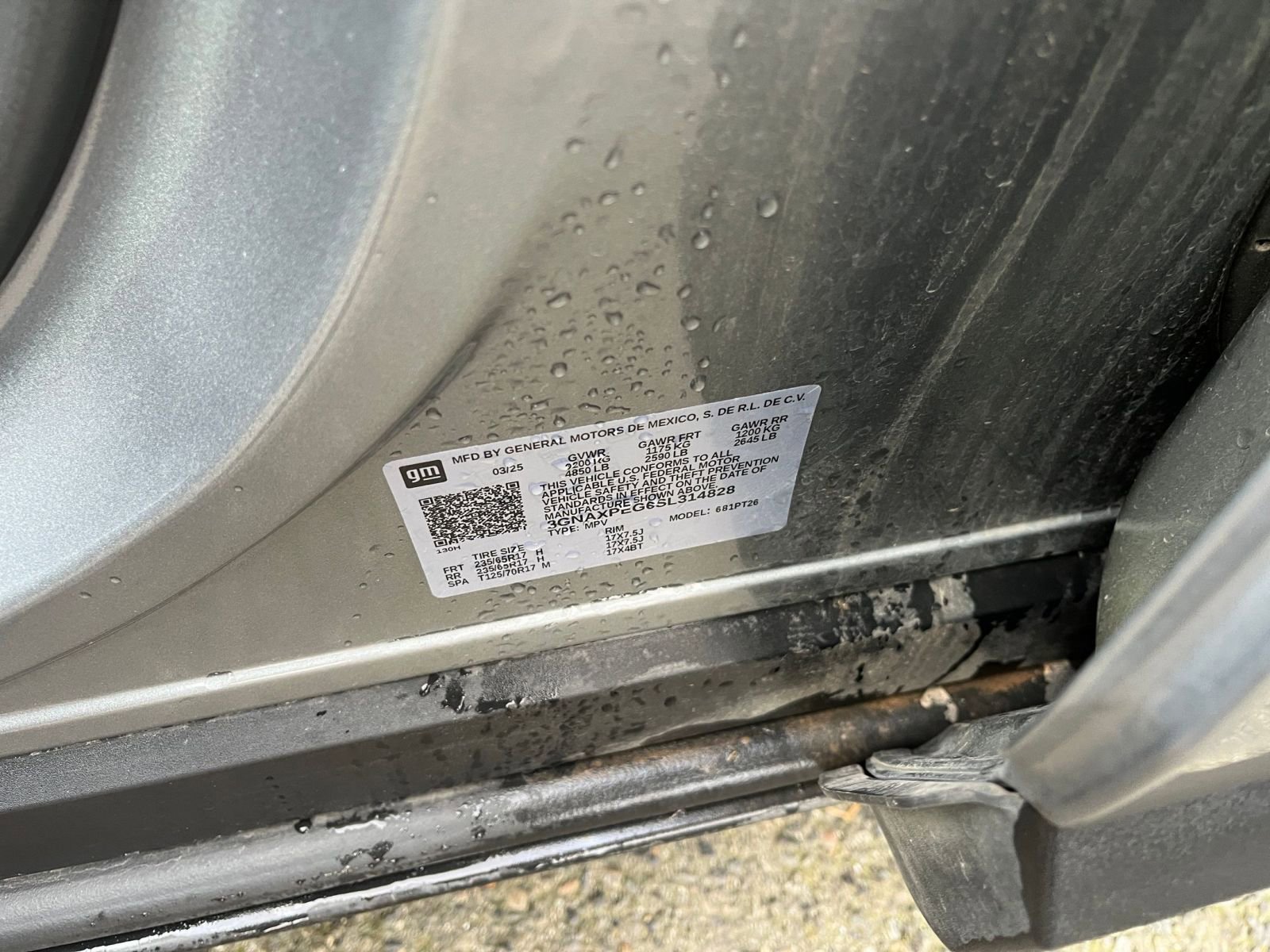 Used 2025 Chevrolet Equinox LT image 29