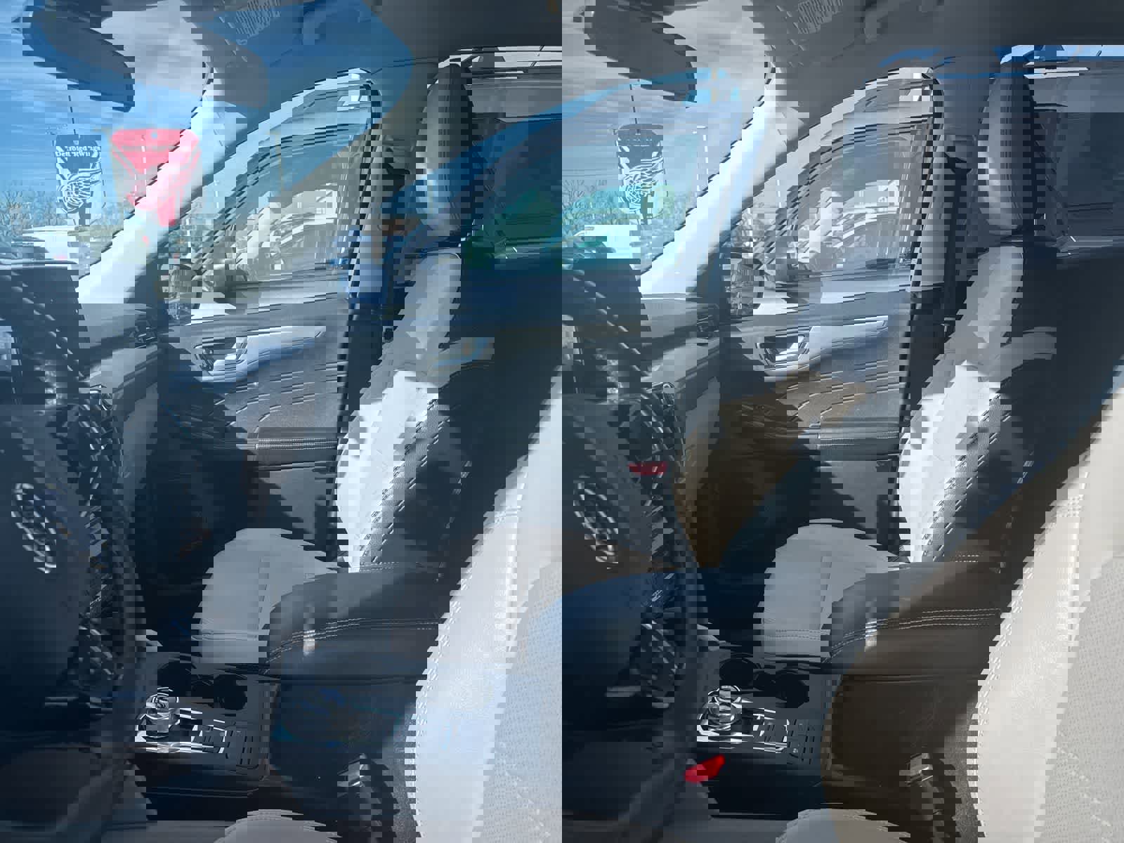 Used 2022 Ford Escape SEL image 28