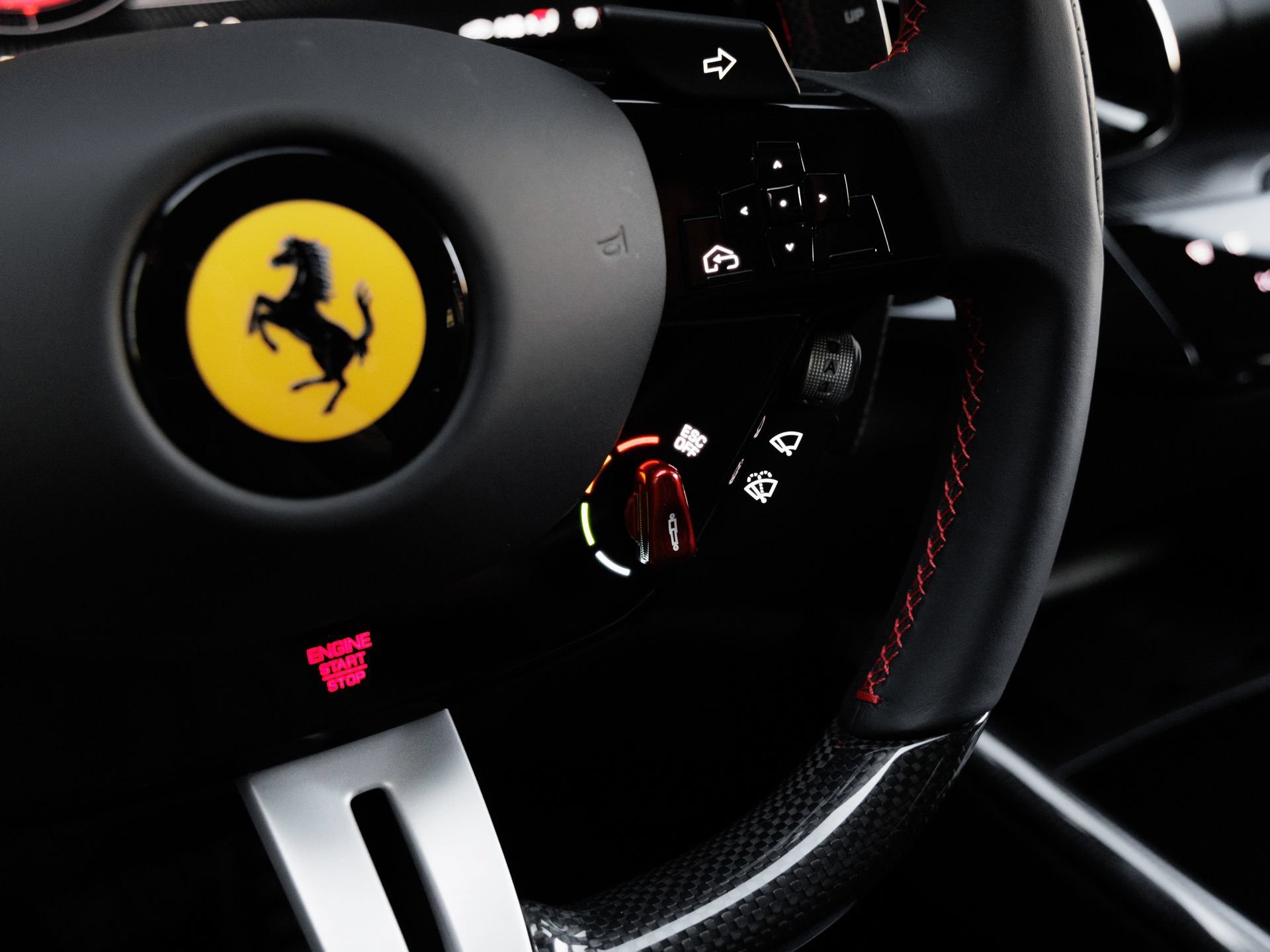 Used 2026 Ferrari Purosangue AWD/4WD image 21