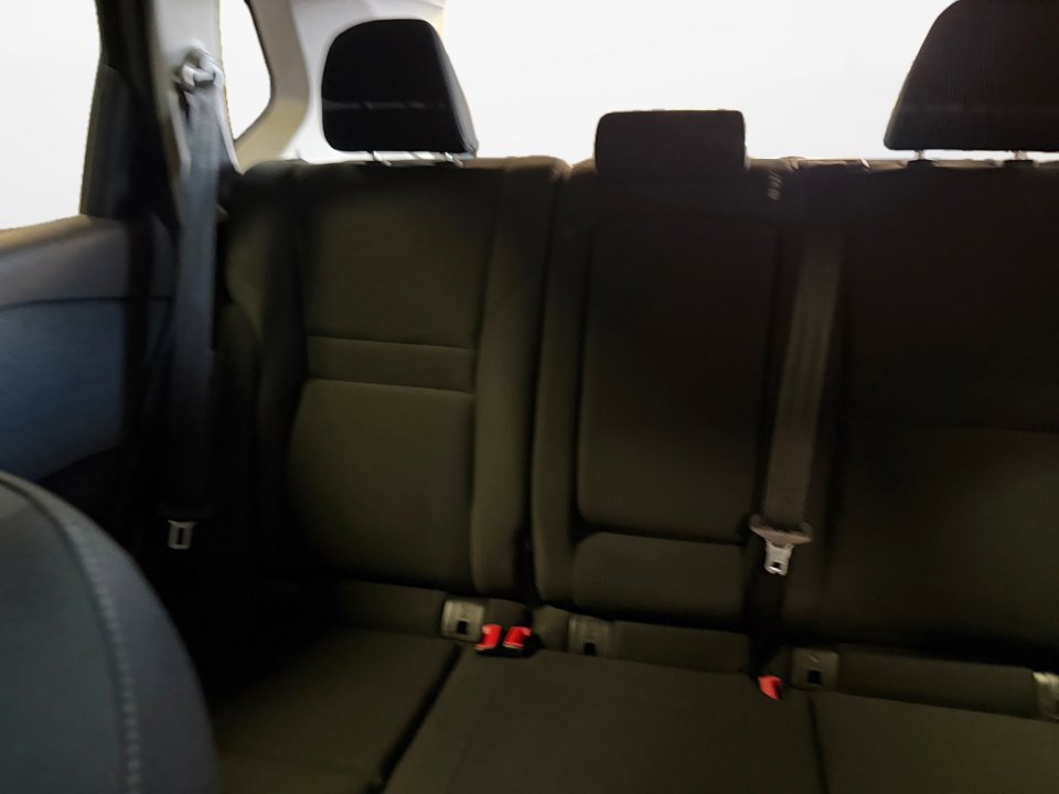 Used 2023 Nissan Rogue S AWD/4WD image 15