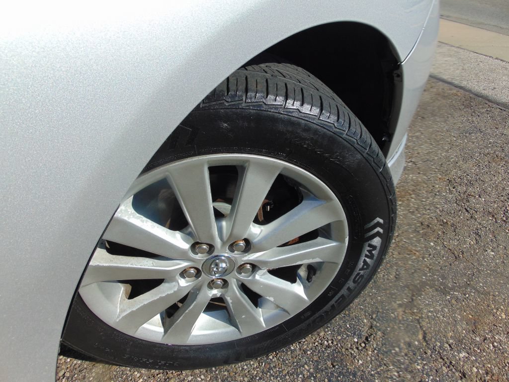 Used 2010 Toyota Corolla S FWD image 27