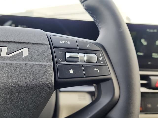 New 2026 Kia Sportage EX FWD image 23
