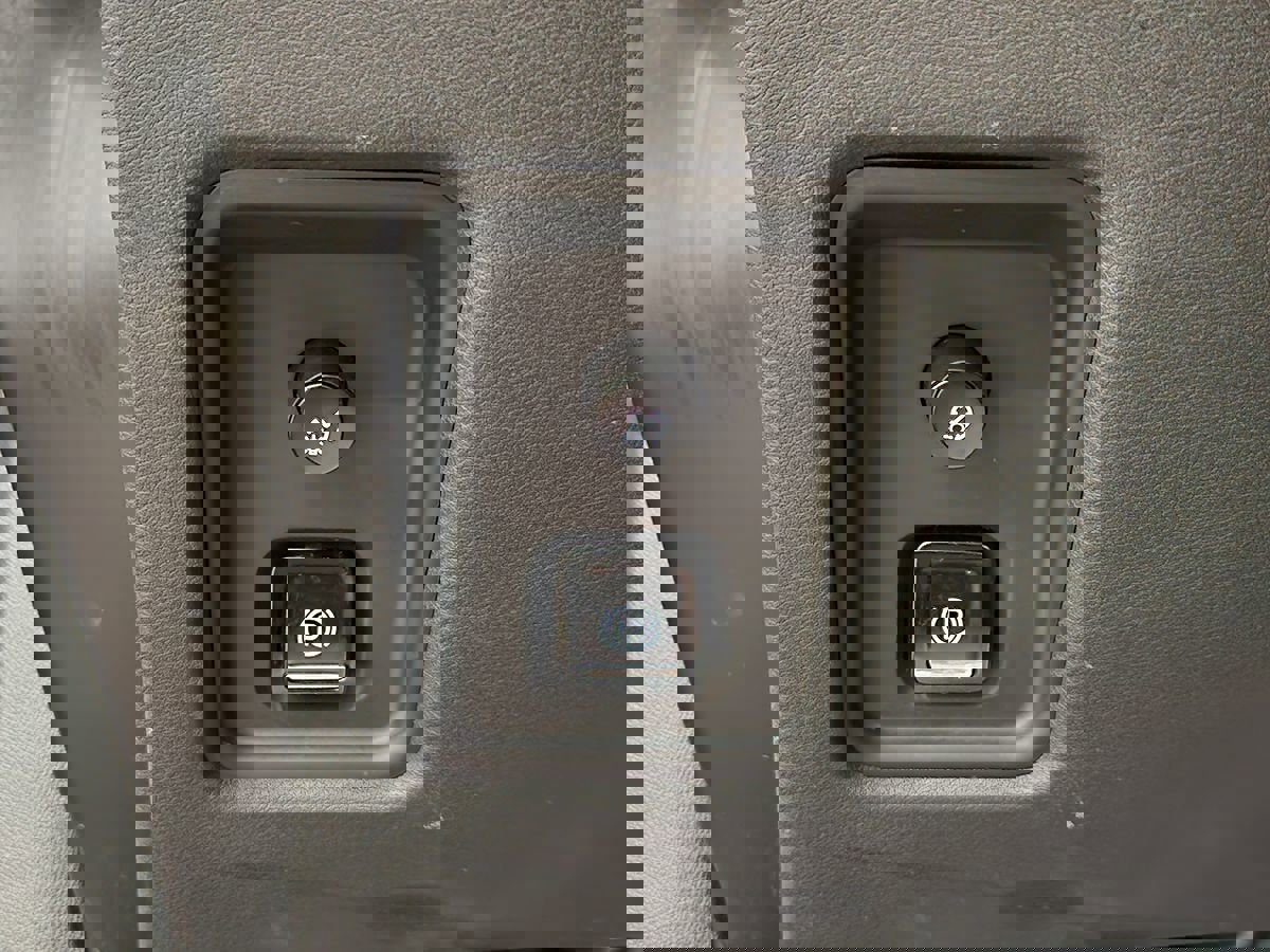 Used 2024 Chevrolet Corvette Stingray Coupe w/ 1LT image 42