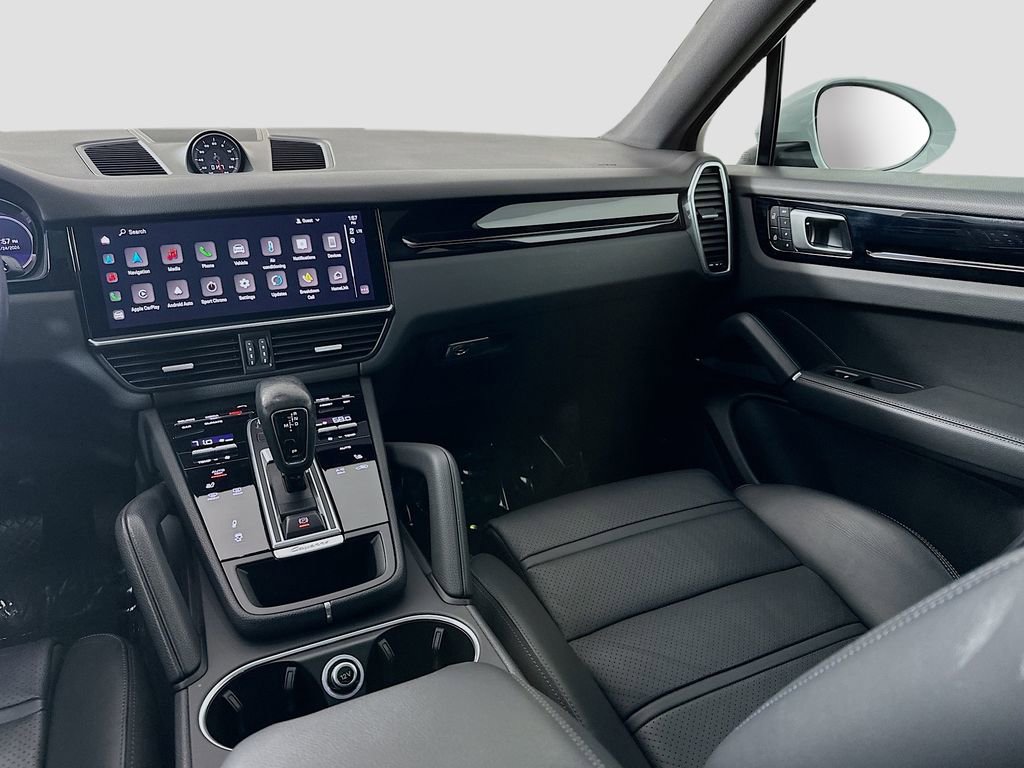 Certified 2022 Porsche Cayenne Coupe image 26